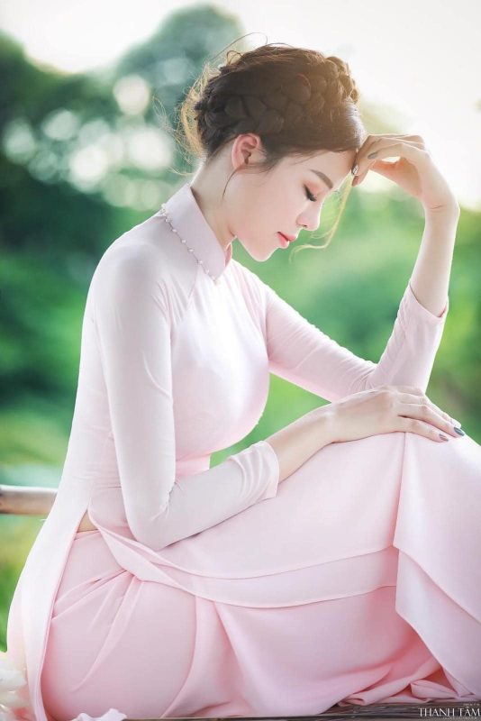 Ảnh Gái Cực Đẹp Khám Phá Vẻ Đẹp Quyến Rũ Và Ý Nghĩa Xã Hội Trong Thế Giới Hiện Đại